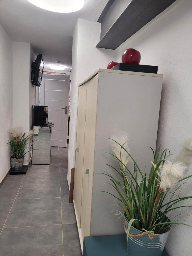 Pokoje Na Warszawskiej Gorzów Wielkopolski Esterno foto